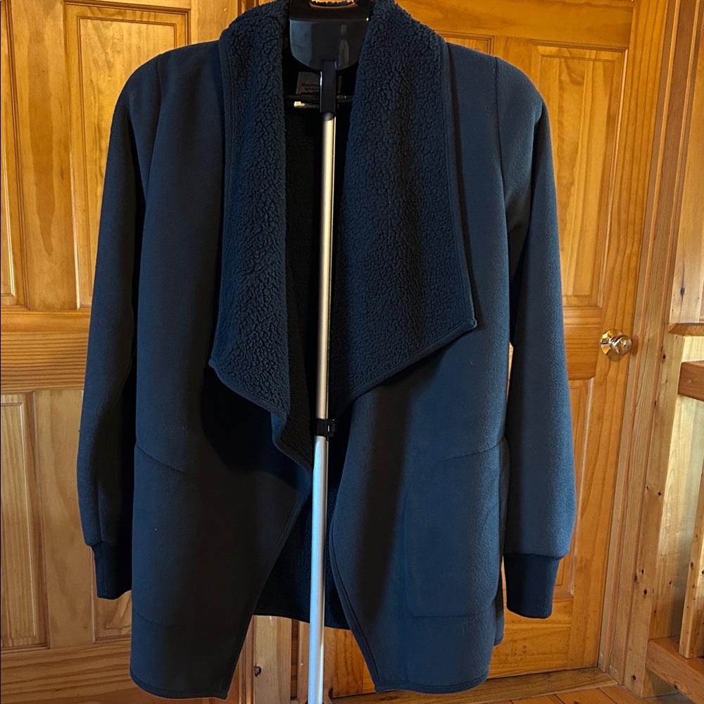 Abercrombie & Fitch Black Cozy Jacket